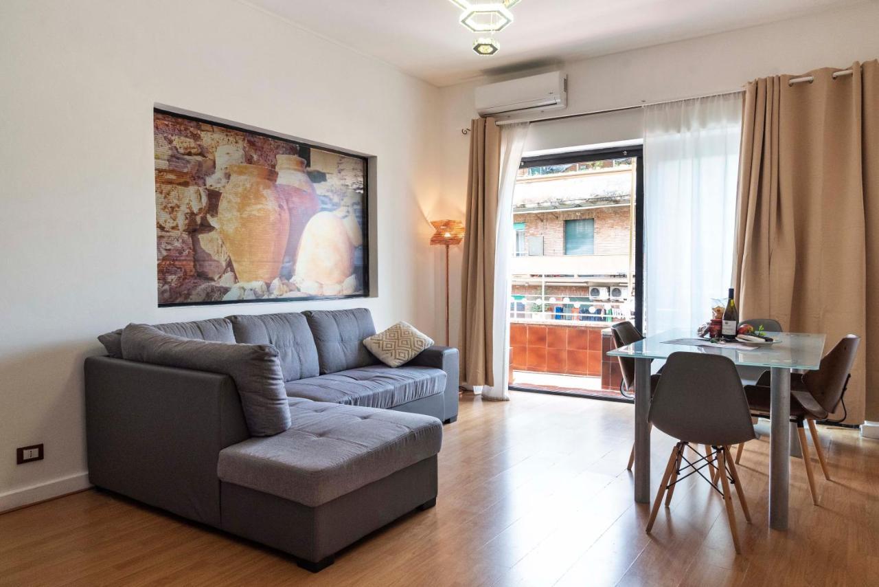 Merulana Suite S.Peter Rome Buitenkant foto